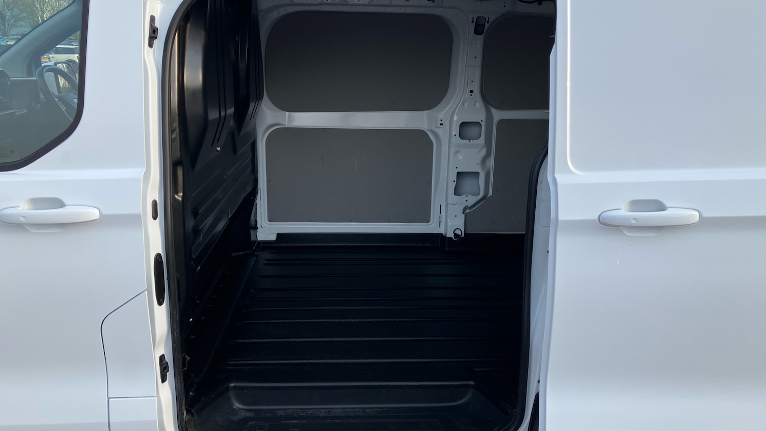 Used Ford Transit Custom 2024 for sale - 77963104: Photo 5