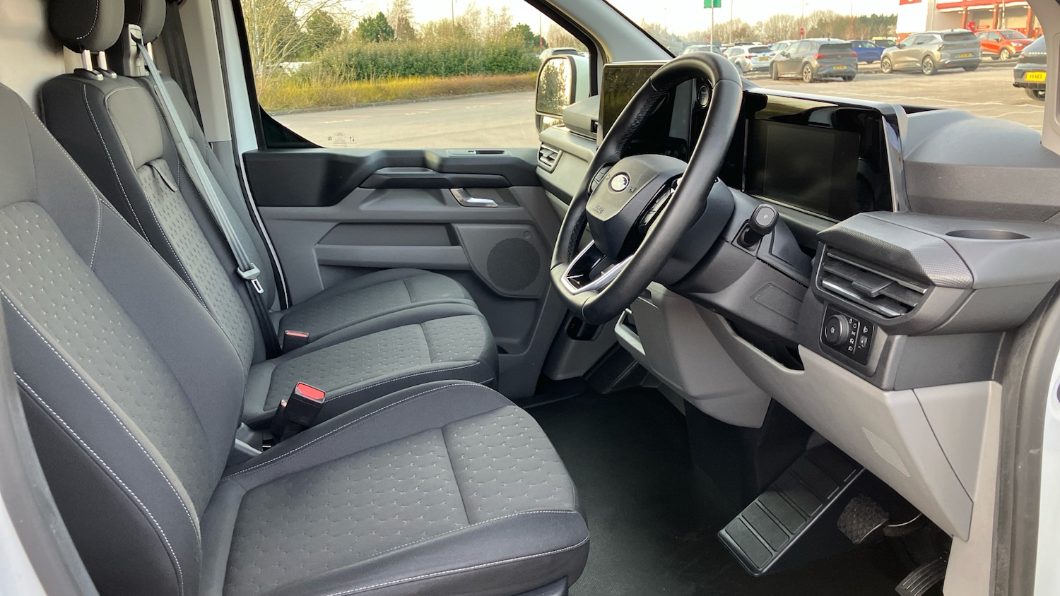 Used Ford Transit Custom 2024 for sale - 77963104: Photo 6