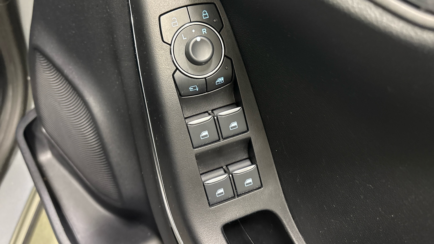 Used Ford Puma 2023 for sale - 77758616: Photo 32