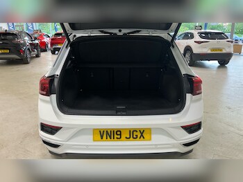 Used Volkswagen T-Roc 2019 for sale - 78776057: Photo