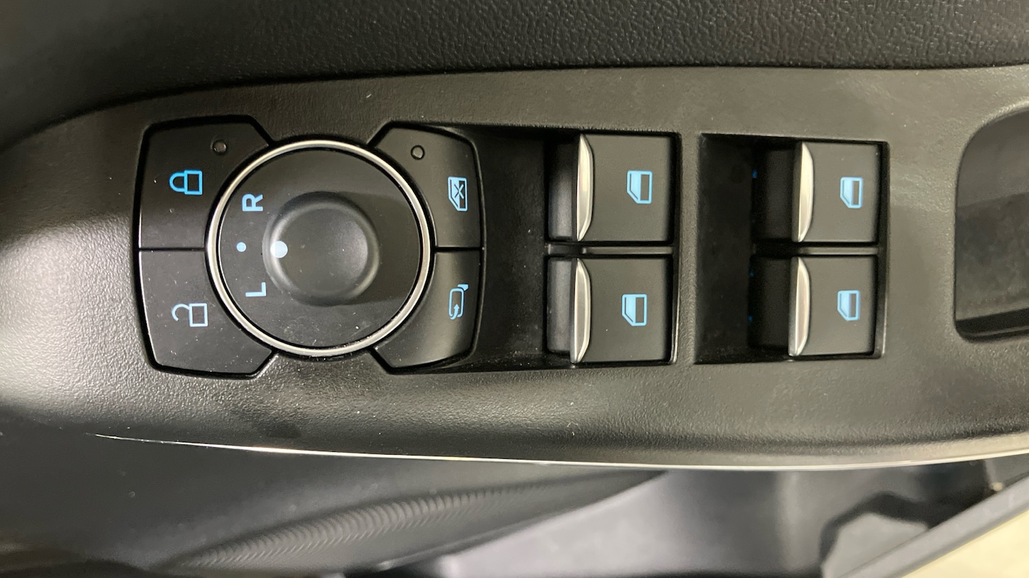 Used Ford Puma 2023 for sale - 76436493: Photo 33