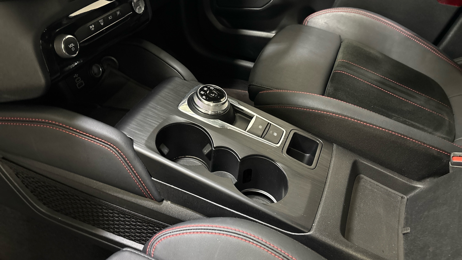 Used Ford Kuga 2024 for sale - 76504439: Photo 13