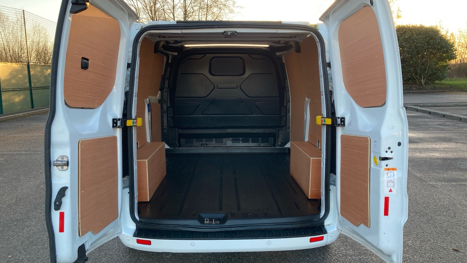 Used Ford Transit Custom 2023 for sale - 76706275: Photo 12