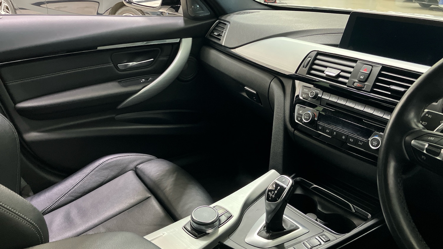 Used BMW 3 Series 2018 for sale - 77270733: Photo 14