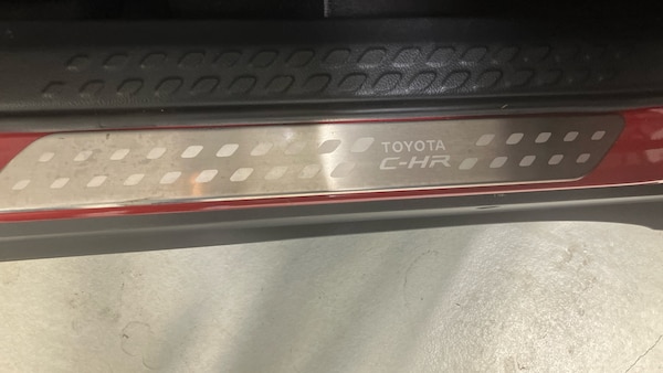 Used Toyota C-HR 2022 for sale - 76143596: Photo 32