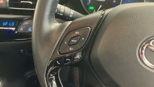 Used Toyota C-HR 2022 for sale - 76143596: Photo 35