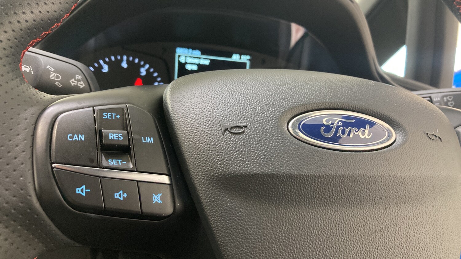 Used Ford Fiesta 2019 for sale - 77353565: Photo 28