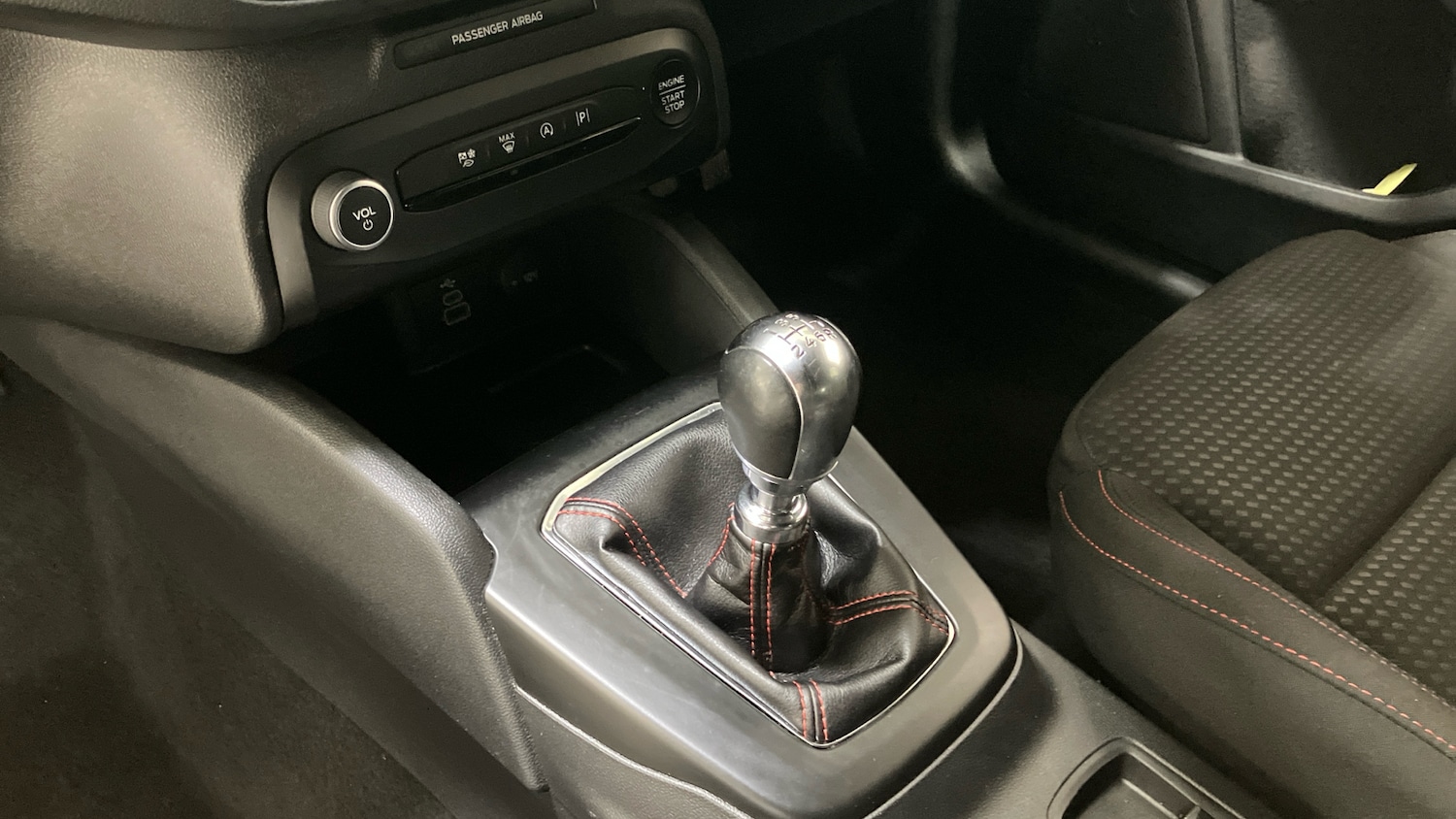 Used Ford Focus 2023 for sale - 76541739: Photo 13