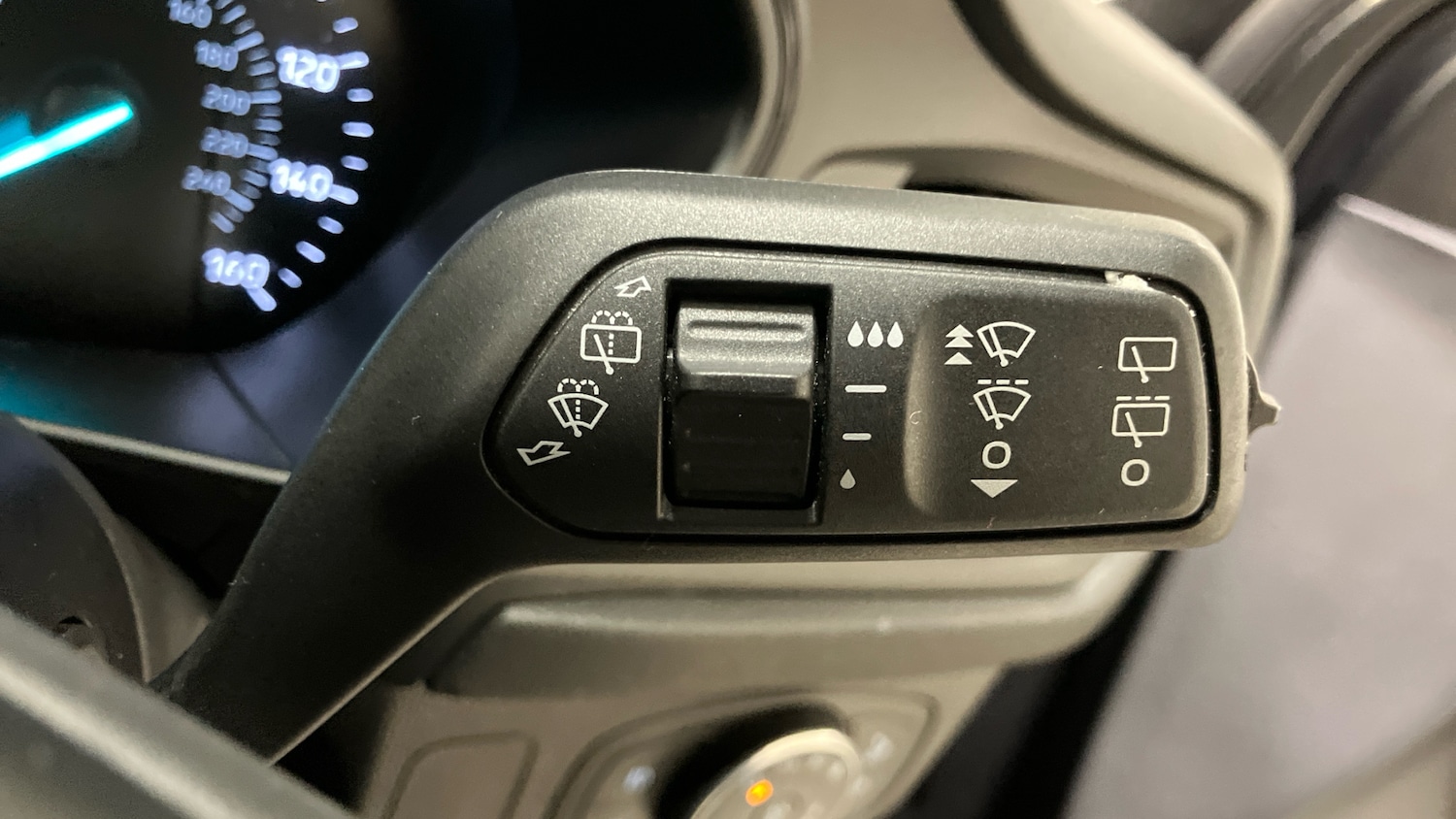 Used Ford Focus 2023 for sale - 76541739: Photo 32