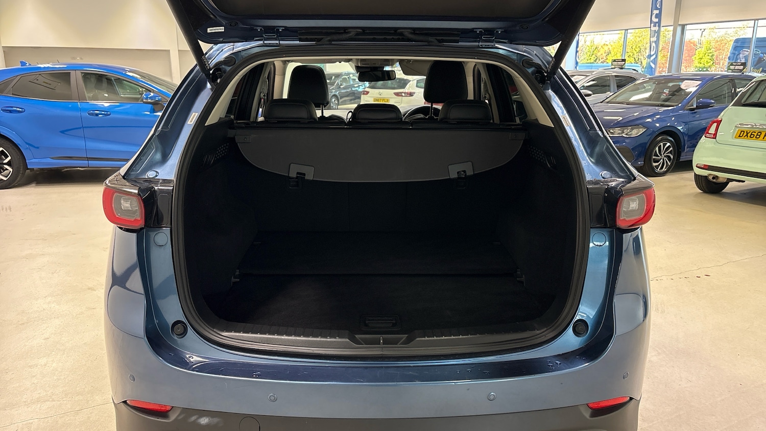 Used Mazda CX-5 2023 for sale - 76637260: Photo 4