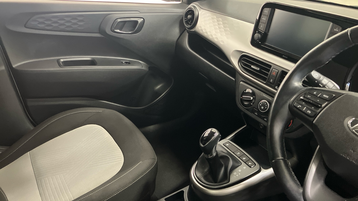 Used Hyundai i10 2020 for sale - 77431087: Photo 14