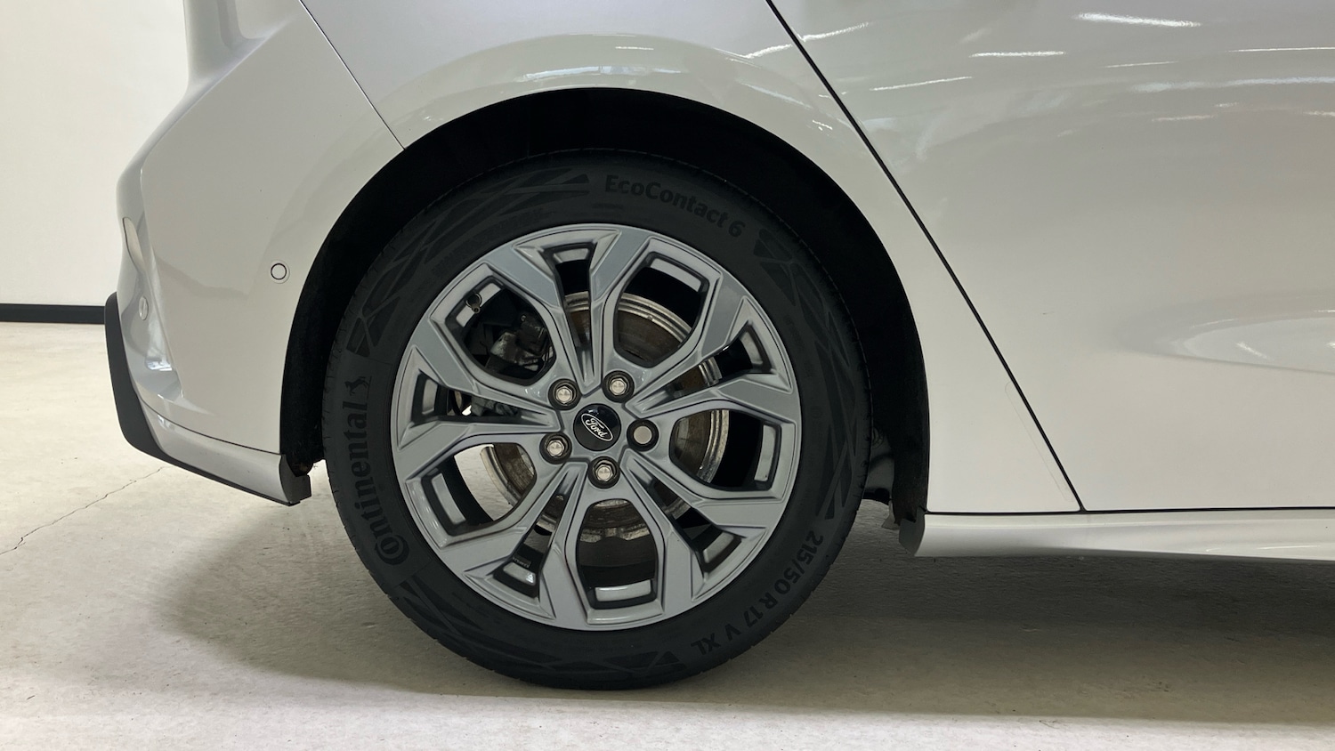 Used Ford Focus 2023 for sale - 76436492: Photo 7