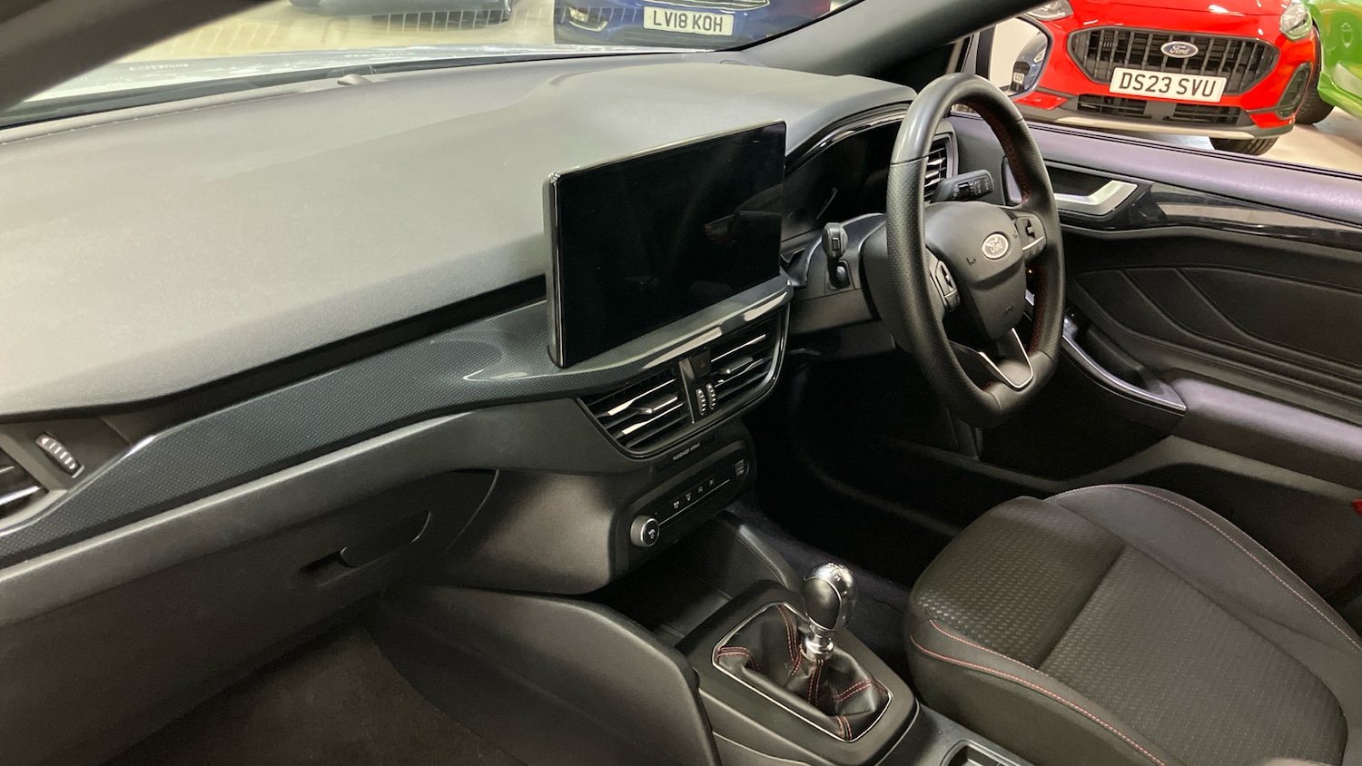 Used Ford Focus 2023 for sale - 76436492: Photo 9