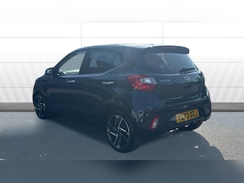 Used Hyundai i10 2023 for sale - 79241199: Photo