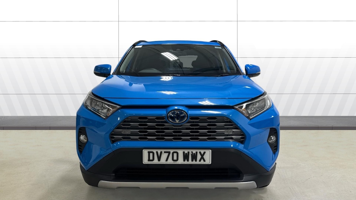 Used Toyota RAV4 2021 for sale - 77622317: Photo 3