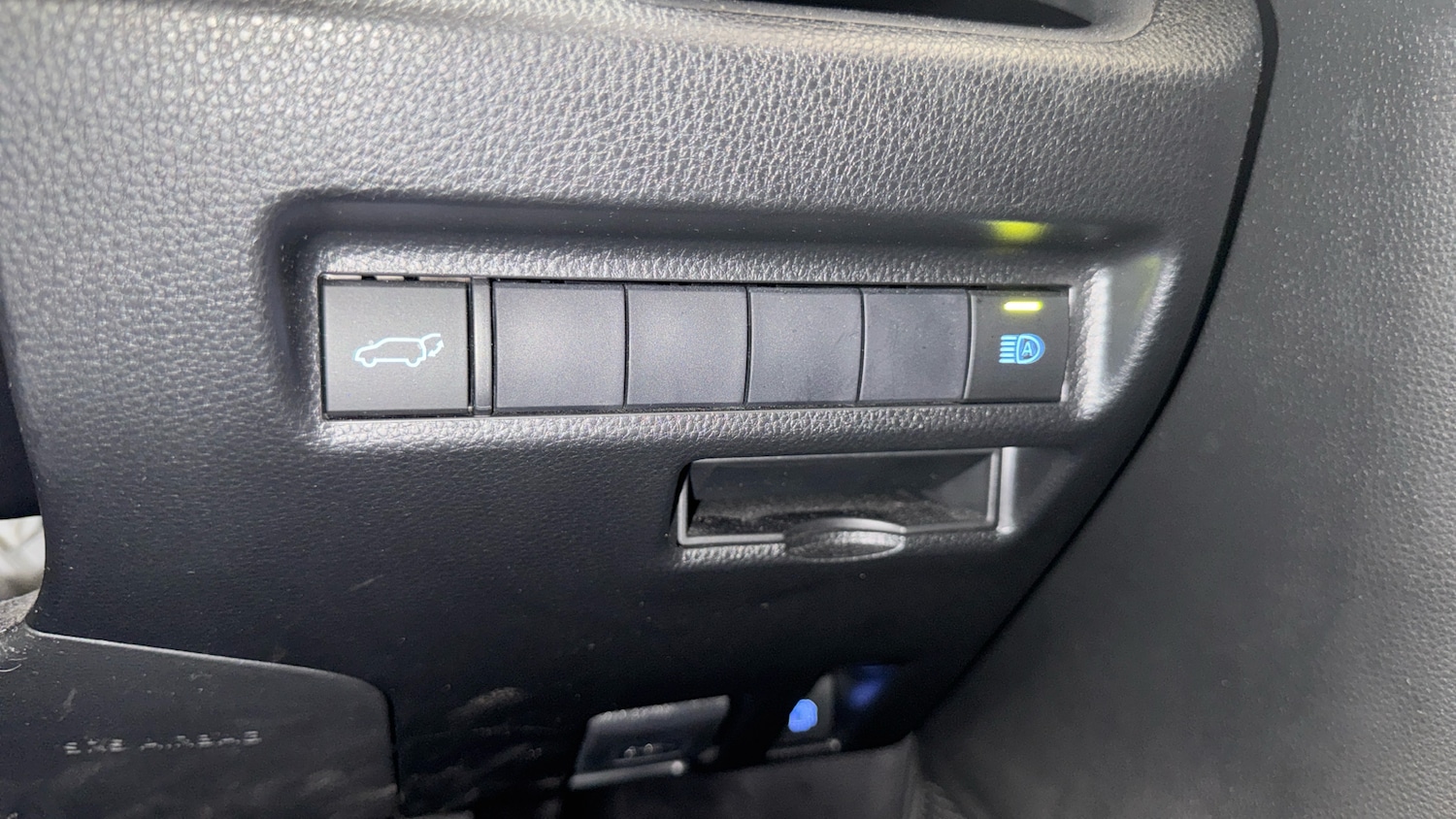 Used Toyota RAV4 2021 for sale - 77622317: Photo 30