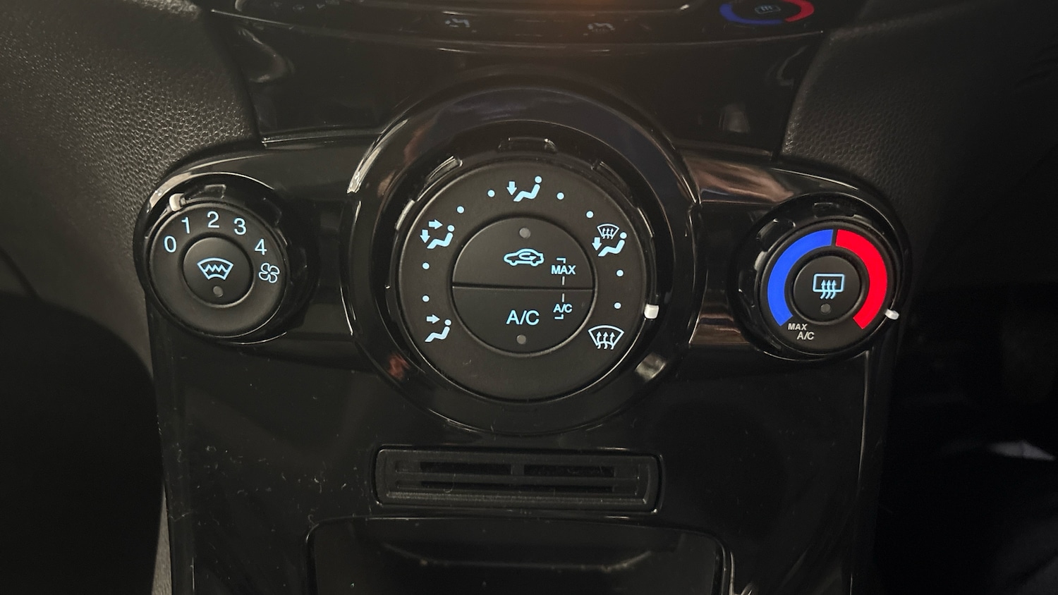 Used Ford Fiesta 2016 for sale - 76594534: Photo 29