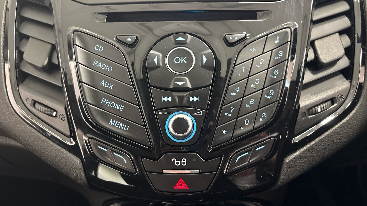 Used Ford Fiesta 2016 for sale - 76594534: Photo 30