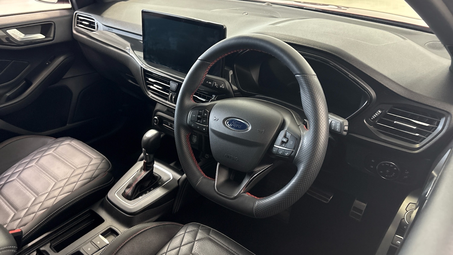 Used Ford Focus 2022 for sale - 78012633: Photo 11