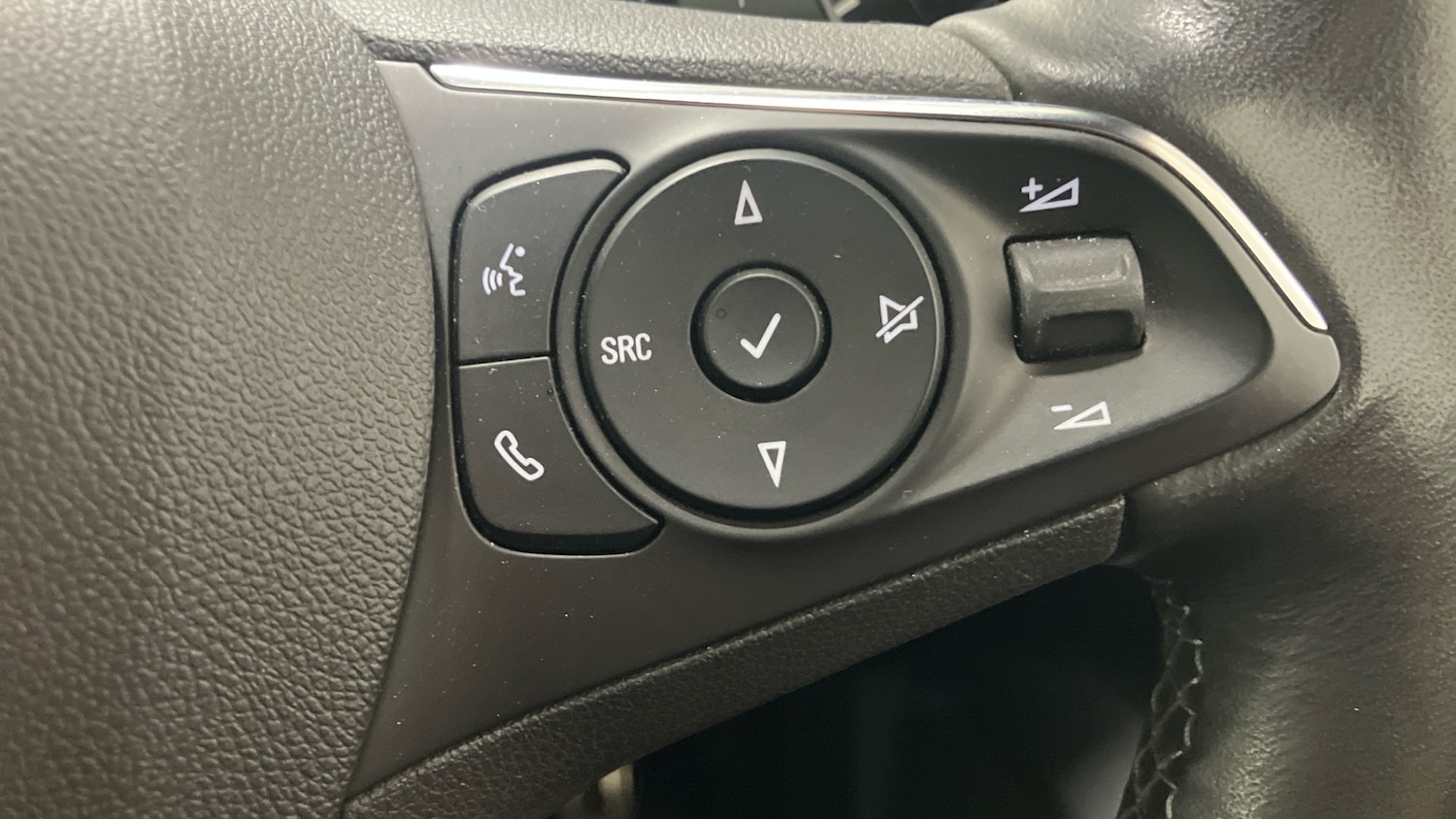 Used Vauxhall Mokka 2023 for sale - 78025263: Photo 34