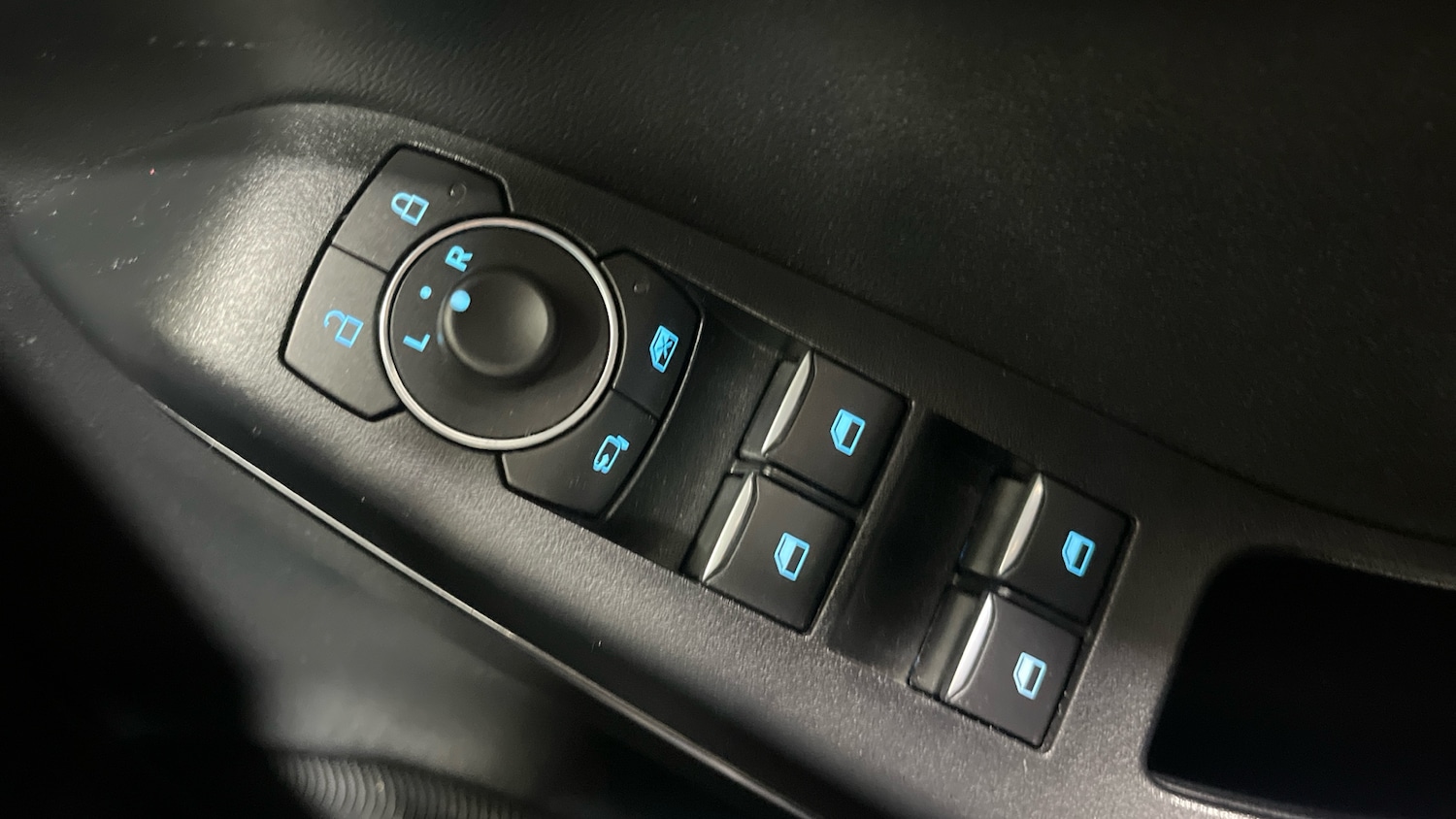 Used Ford Puma 2022 for sale - 77207387: Photo 24