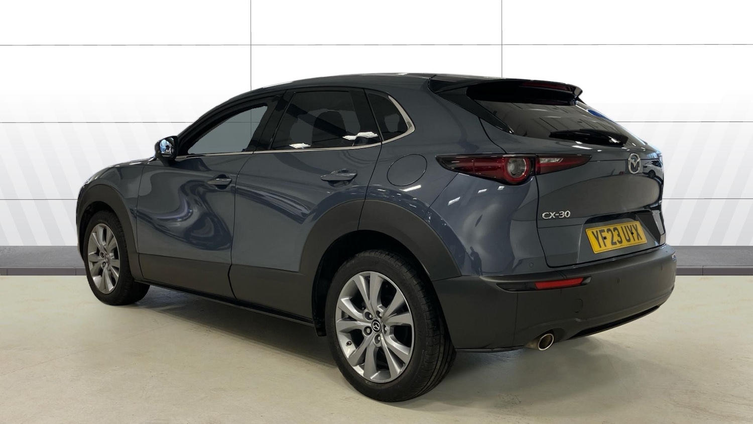 Used Mazda CX-30 2023 for sale - 77830473: Photo 2