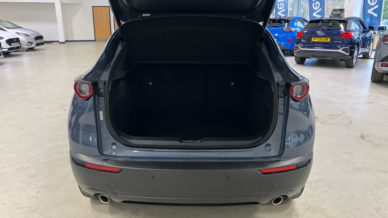 Used Mazda CX-30 2023 for sale - 77830473: Photo 4