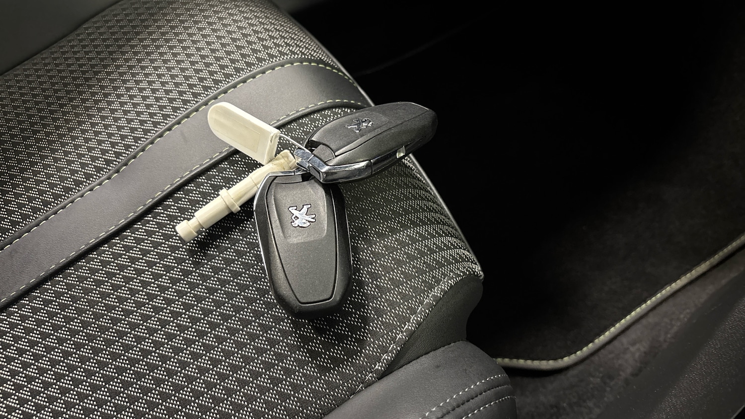 Used Peugeot 2008 2021 for sale - 77195176: Photo 20