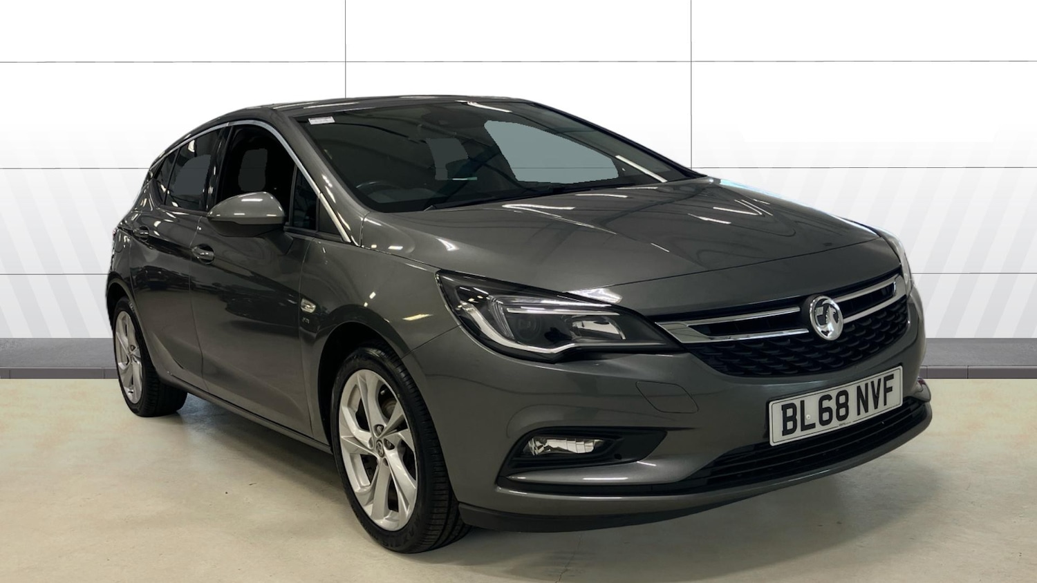 Used Vauxhall Astra 2019 for sale - 76931572: Photo 1