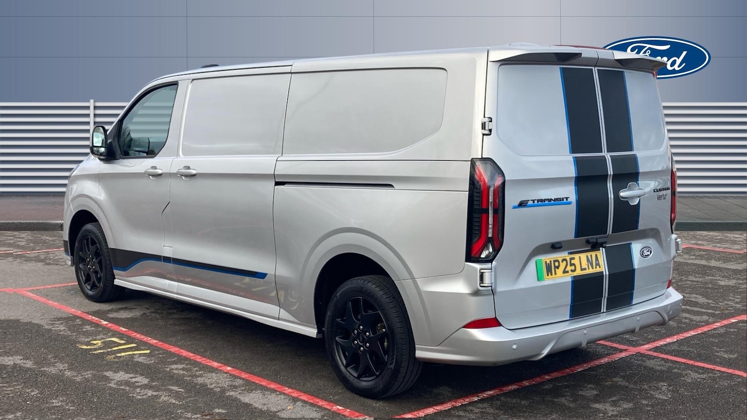 Used Ford Transit Custom 2025 for sale - 77898711: Photo 2