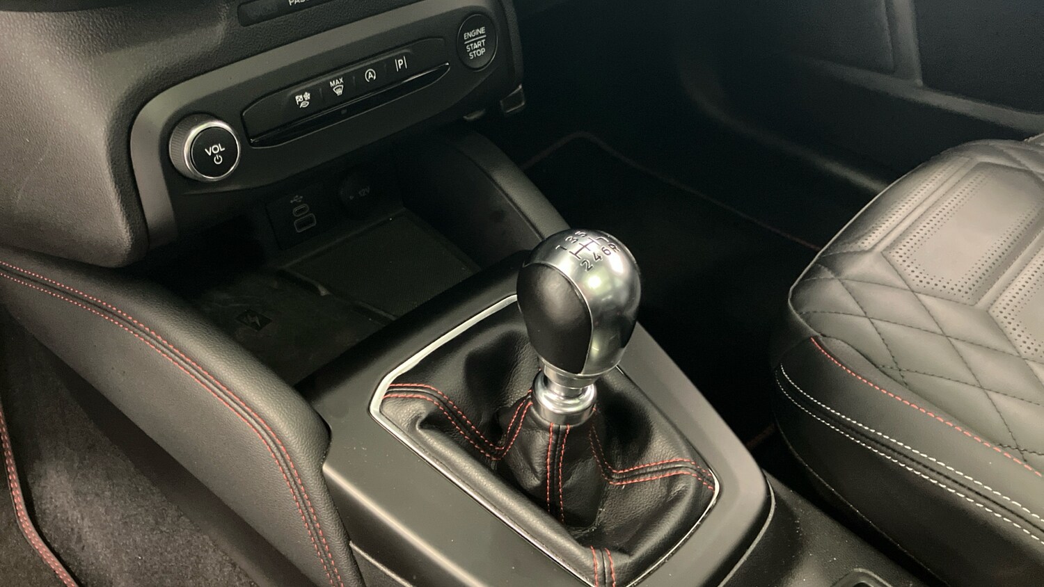 Used Ford Focus 2024 for sale - 77812855: Photo 13