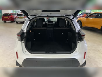 Used Toyota Yaris Cross 2021 for sale - 78993102: Photo
