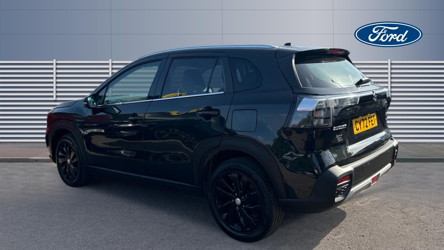 Used Suzuki SX4 S-Cross 2023 for sale - 76243505: Photo 2