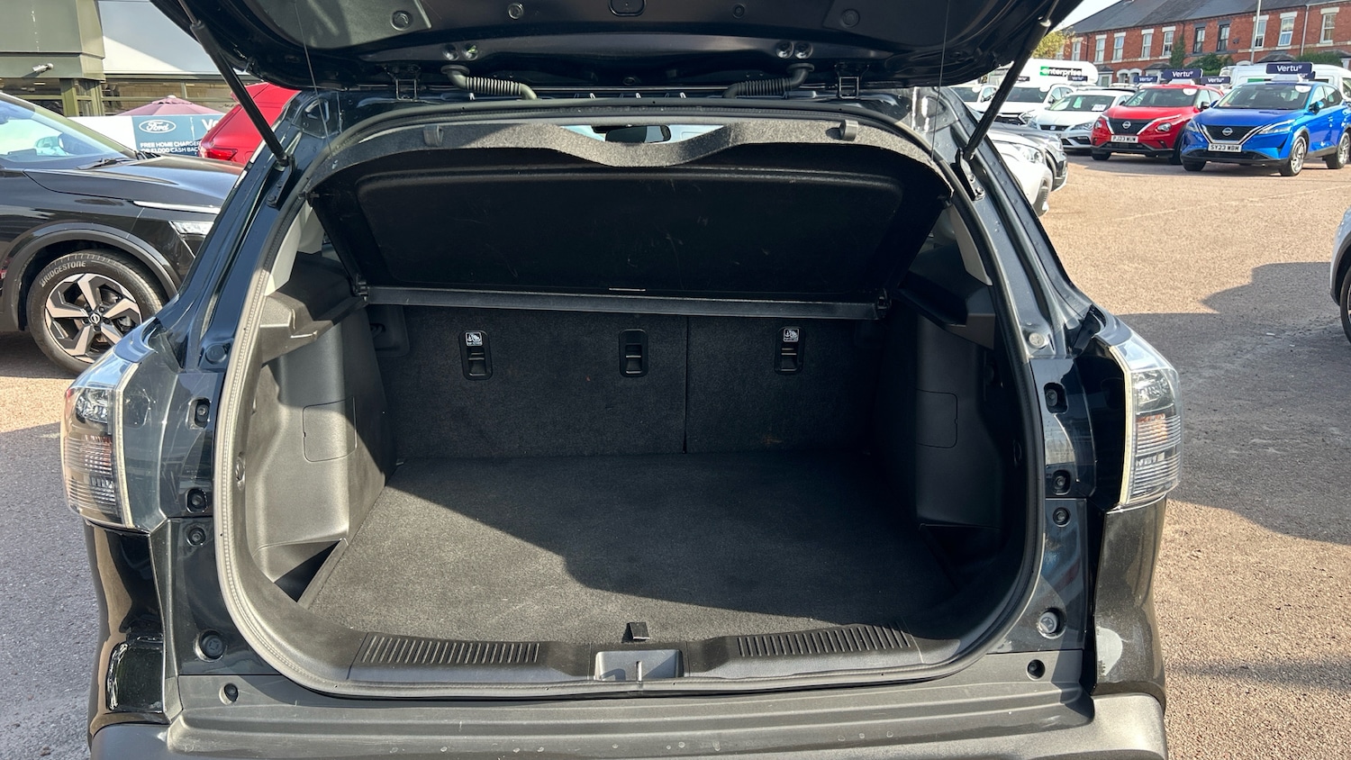 Used Suzuki SX4 S-Cross 2023 for sale - 76243505: Photo 4