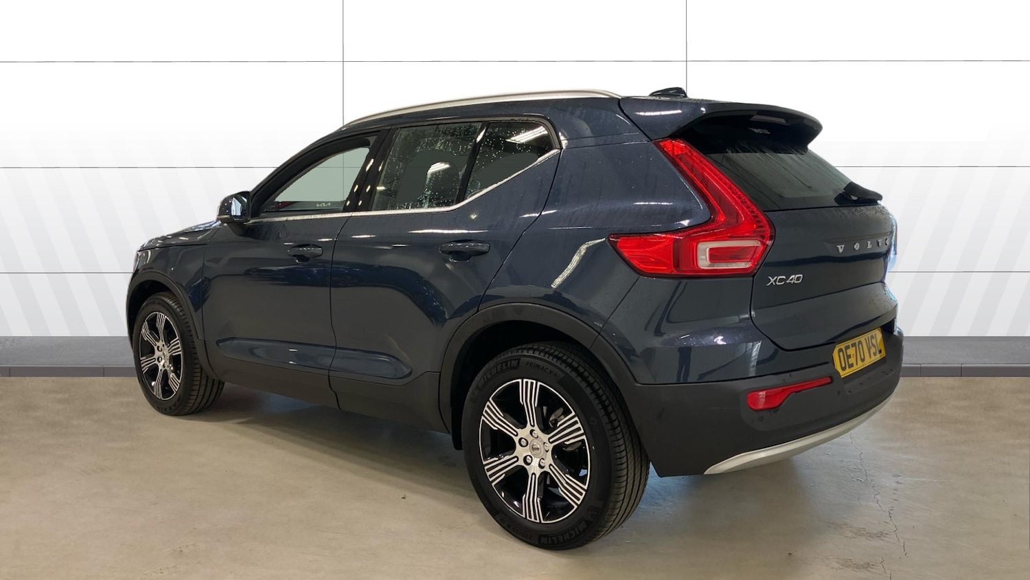 Used Volvo XC40 2021 for sale - 77898712: Photo 2
