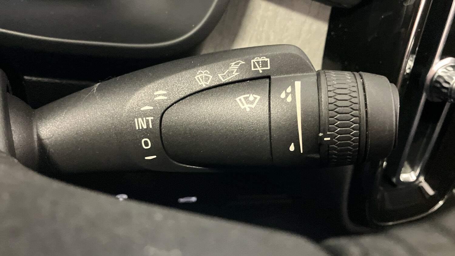 Used Volvo XC40 2021 for sale - 77898712: Photo 32