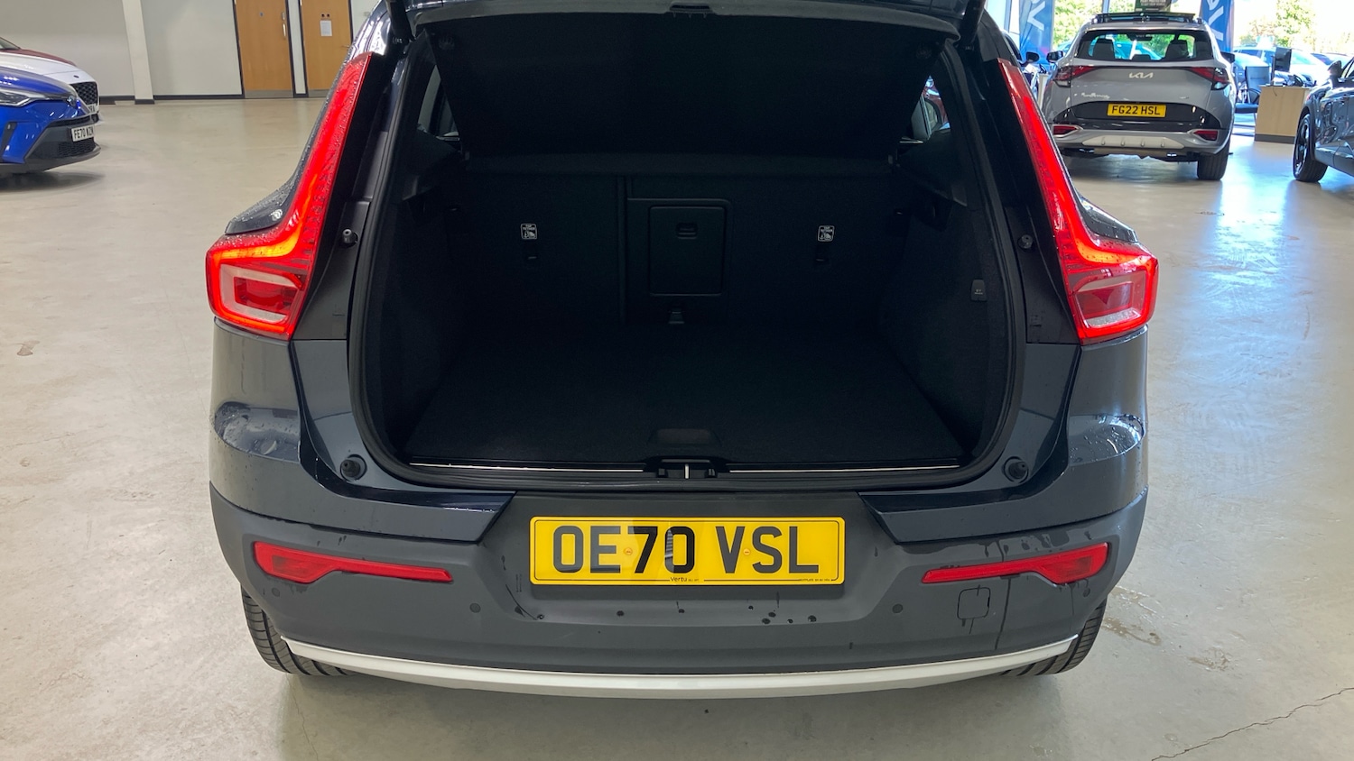 Used Volvo XC40 2021 for sale - 77898712: Photo 4