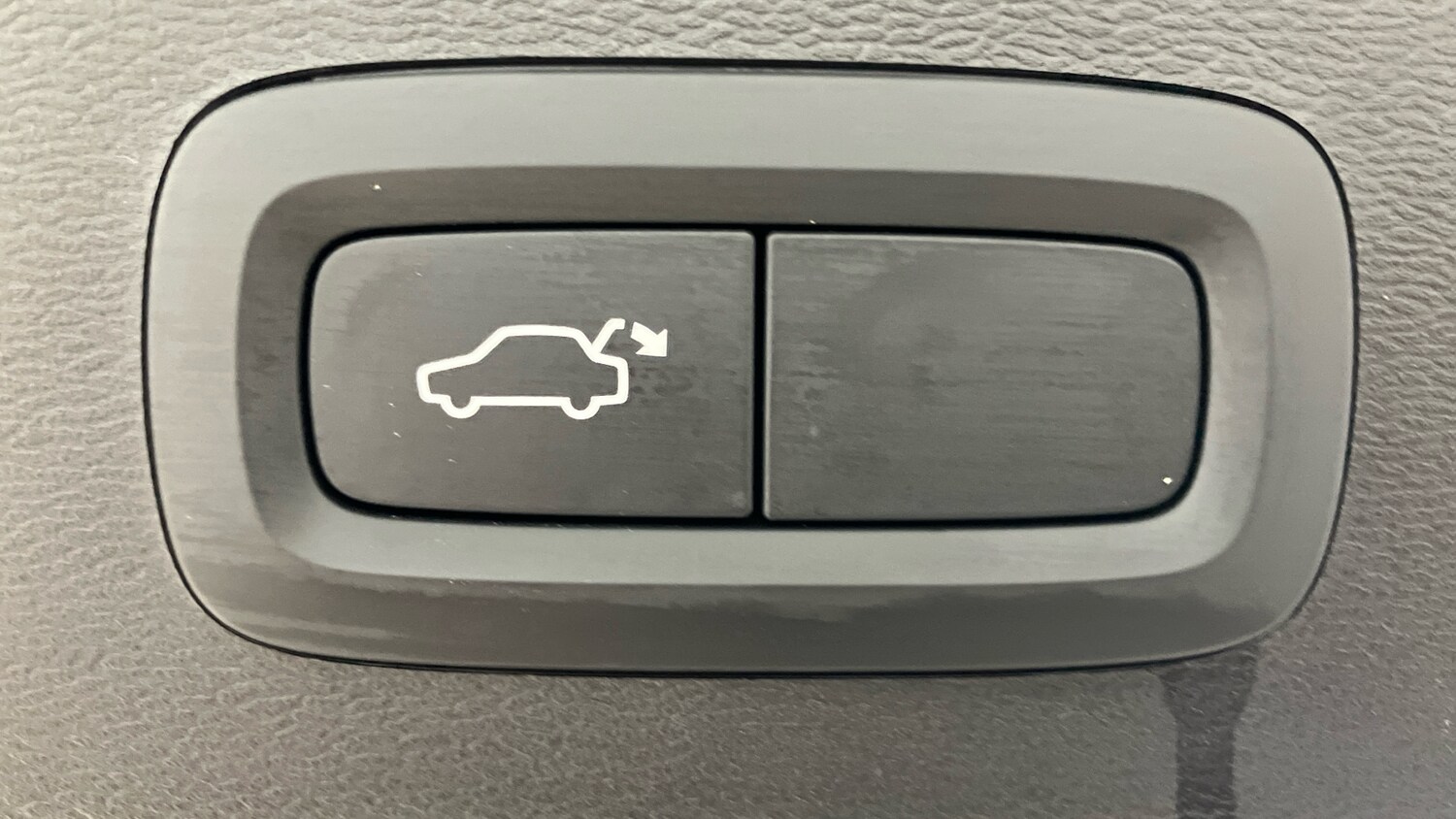 Used Volvo XC40 2021 for sale - 77898712: Photo 40