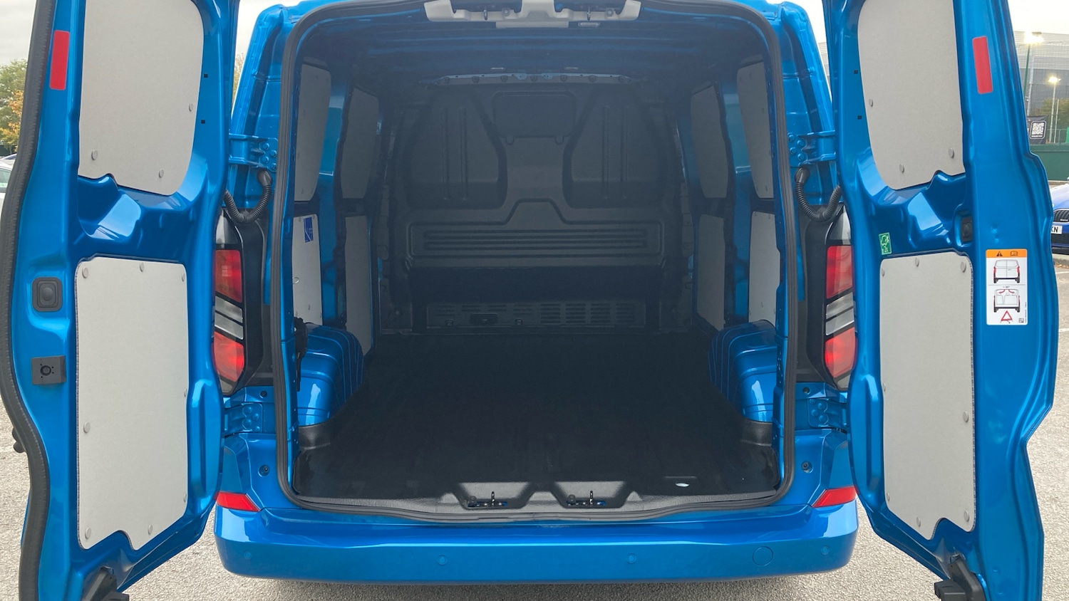 Used Ford Transit Custom 2025 for sale - 76299315: Photo 3