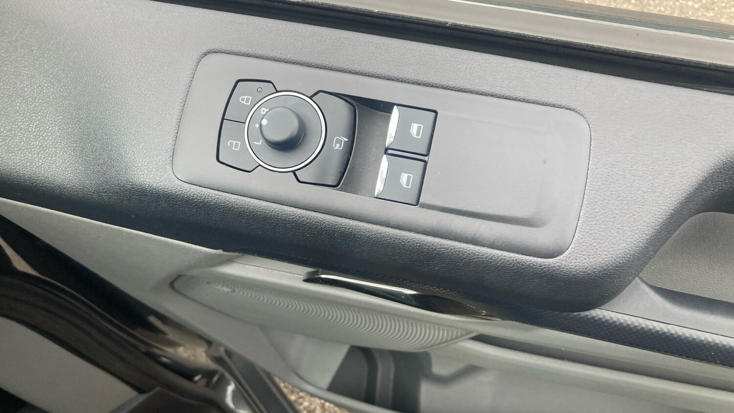 Used Ford Transit Custom 2025 for sale - 76332752: Photo 31
