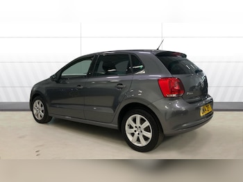 Used Volkswagen Polo 2014 for sale - 79037139: Photo