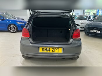Used Volkswagen Polo 2014 for sale - 79037139: Photo