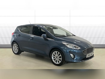 Used Ford Fiesta 2018 for sale - 79088800: Photo