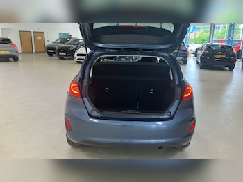 Used Ford Fiesta 2018 for sale - 79088800: Photo