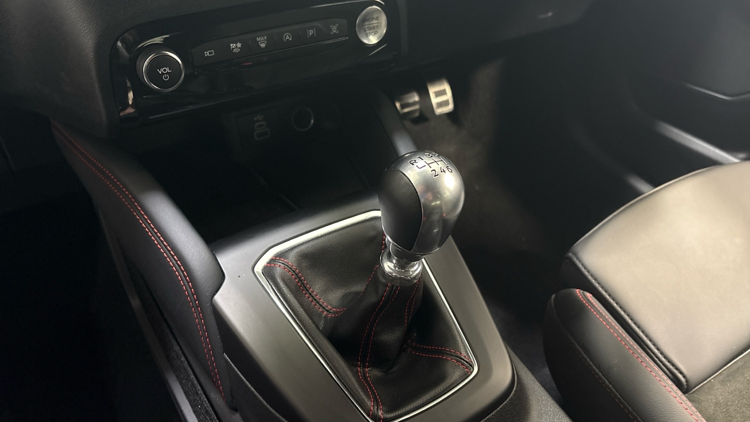 Used Ford Kuga 2025 for sale - 76461700: Photo 13