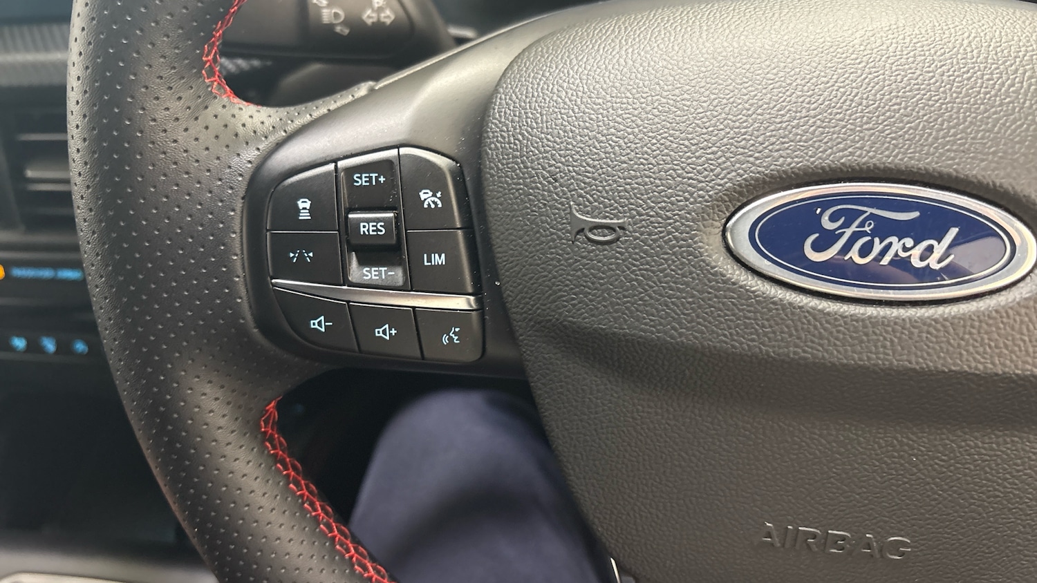 Used Ford Kuga 2025 for sale - 76461700: Photo 36