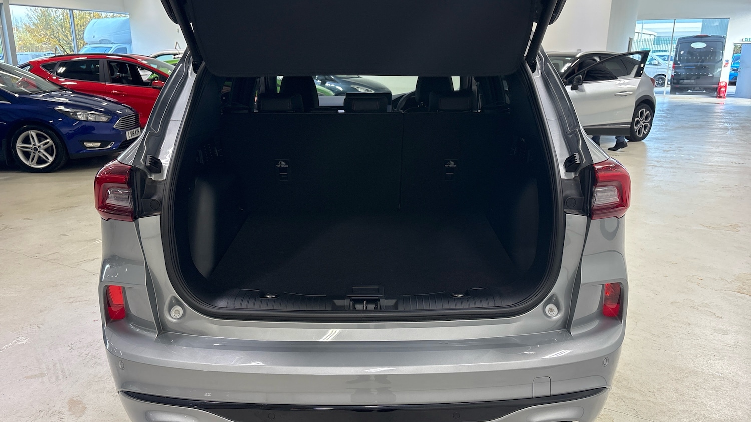 Used Ford Kuga 2025 for sale - 76461700: Photo 4