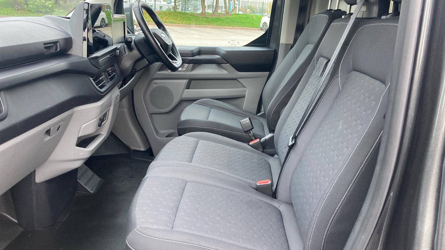 Used Ford Transit Custom 2024 for sale - 76415679: Photo 13