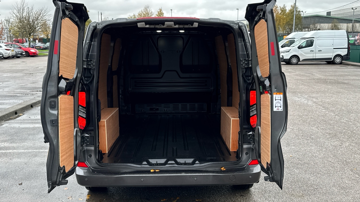 Used Ford Transit Custom 2025 for sale - 76476373: Photo 3