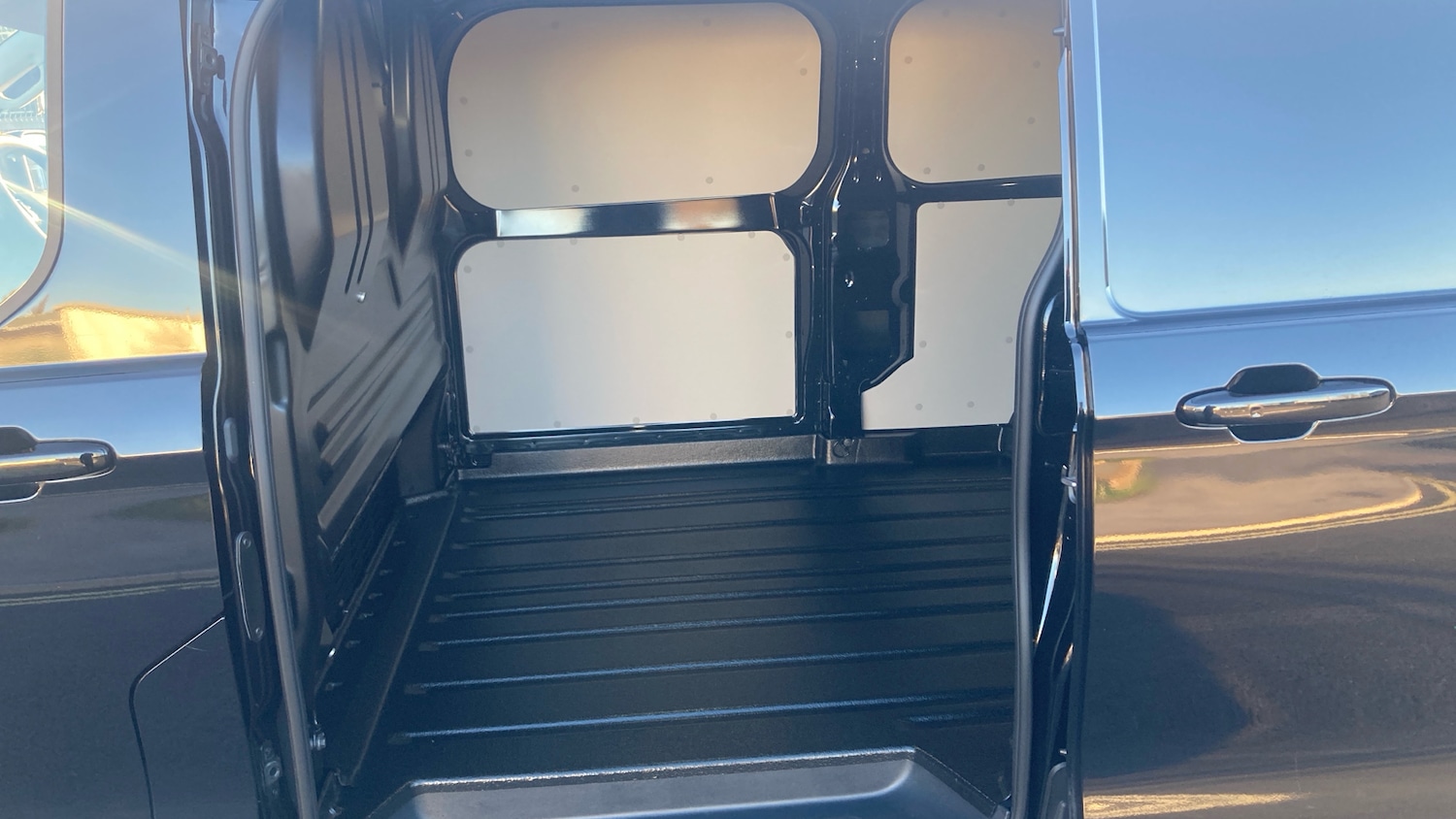 Used Ford Transit Custom 2025 for sale - 77104513: Photo 5